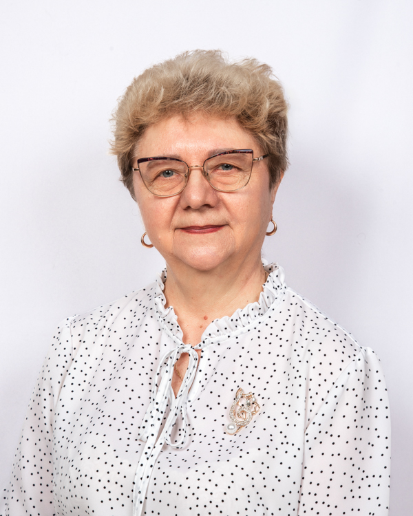 Музыкальный руководитель Семёнова Ольга Александровна.